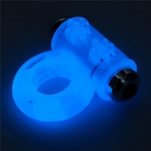 Голубое, светящееся в темноте эрекционное виброкольцо Lumino Play Vibrating Penis Ring - Lovetoy - в Златоусте купить с доставкой
