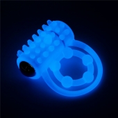 Голубое, светящееся в темноте виброкольцо Lumino Play Vibrating Penis Ring - Lovetoy - в Златоусте купить с доставкой