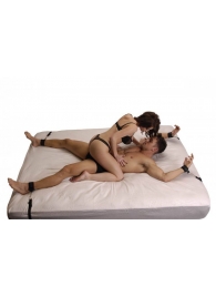 Бондаж для фиксации на кровати Frisky Bedroom Restraint Kit - XR Brands - купить с доставкой в Златоусте