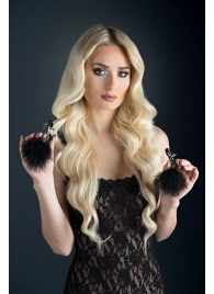 Зажимы для сосков с пухом FEATHERED NIPPLE CLAMPS - Blush Novelties - купить с доставкой в Златоусте