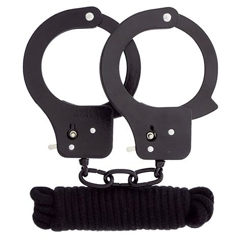 Чёрные наручники из листового металла в комплекте с веревкой BONDX METAL CUFFS LOVE ROPE SET - Dream Toys - купить с доставкой в Златоусте